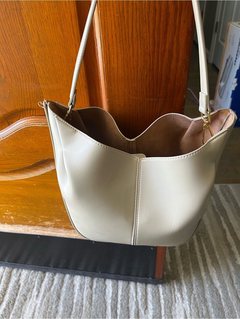 Zara Classic Cream Shoulder Bag - Elegant Everyday Tote
